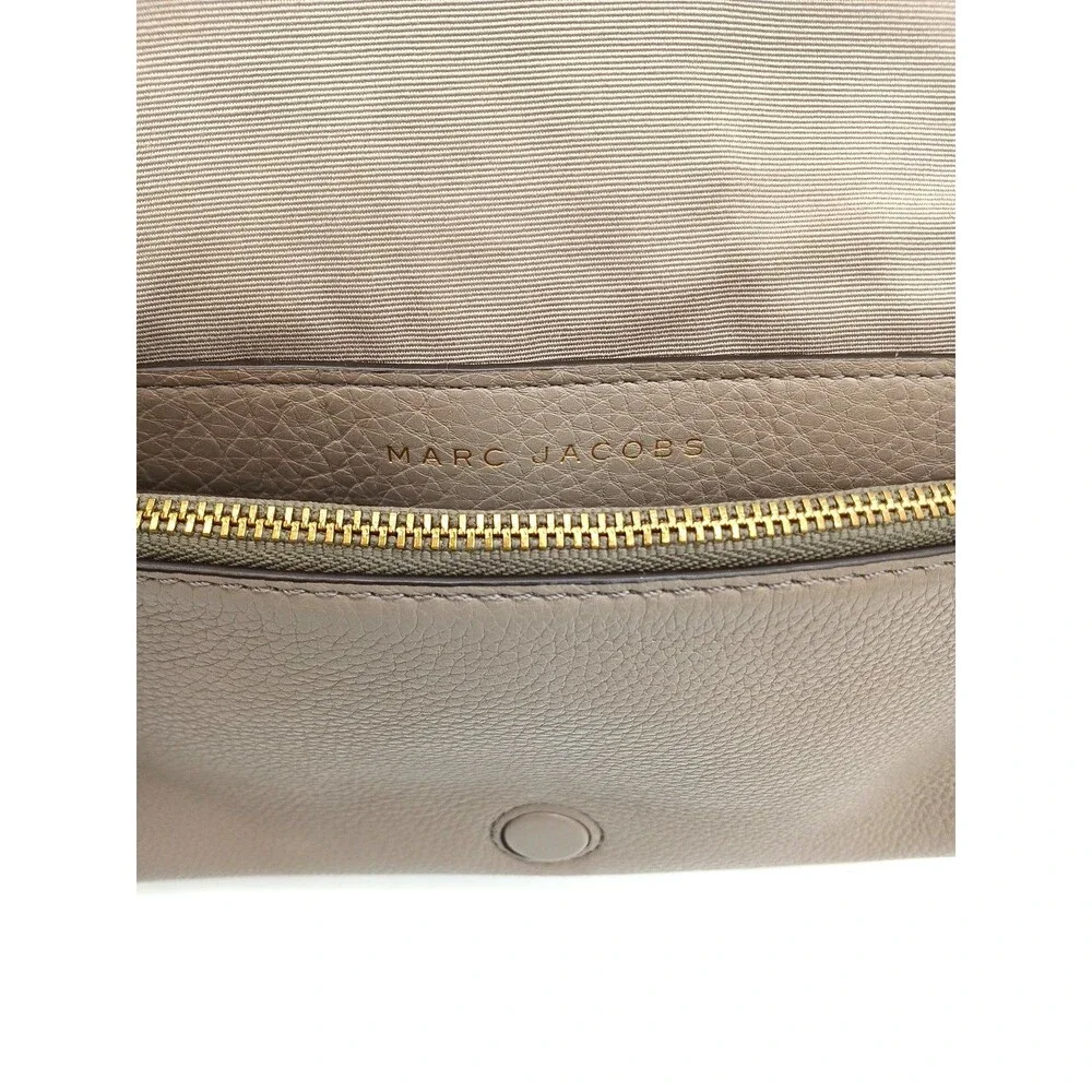 Marc Jacobs Recruit Nomad  Gray-Taupe Pebbled Leather Crossbody Bag-EUC - Picture 4 of 11